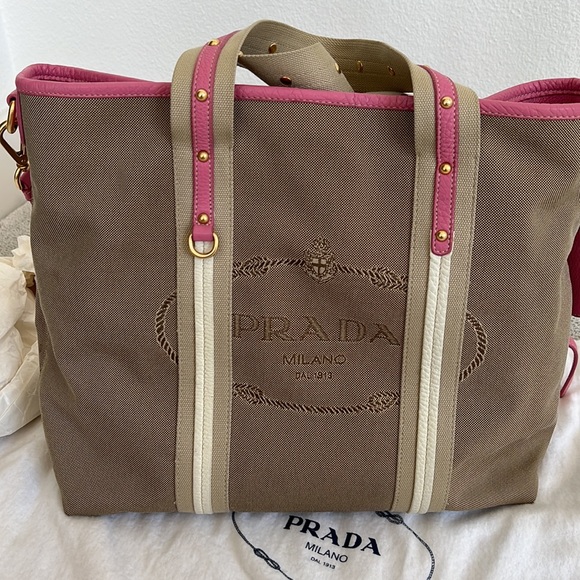 Prada shopping tote - Picture 7 of 7